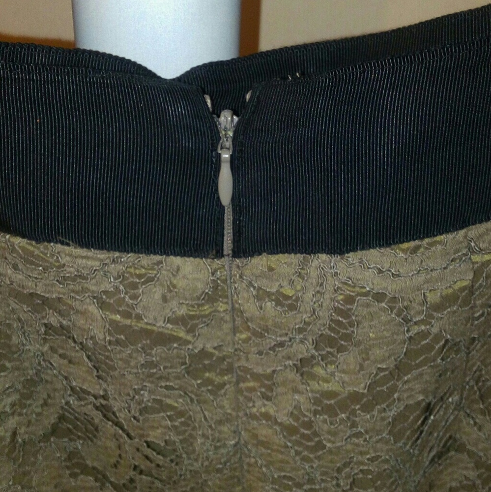 Beautiful womens skirt in new condition
